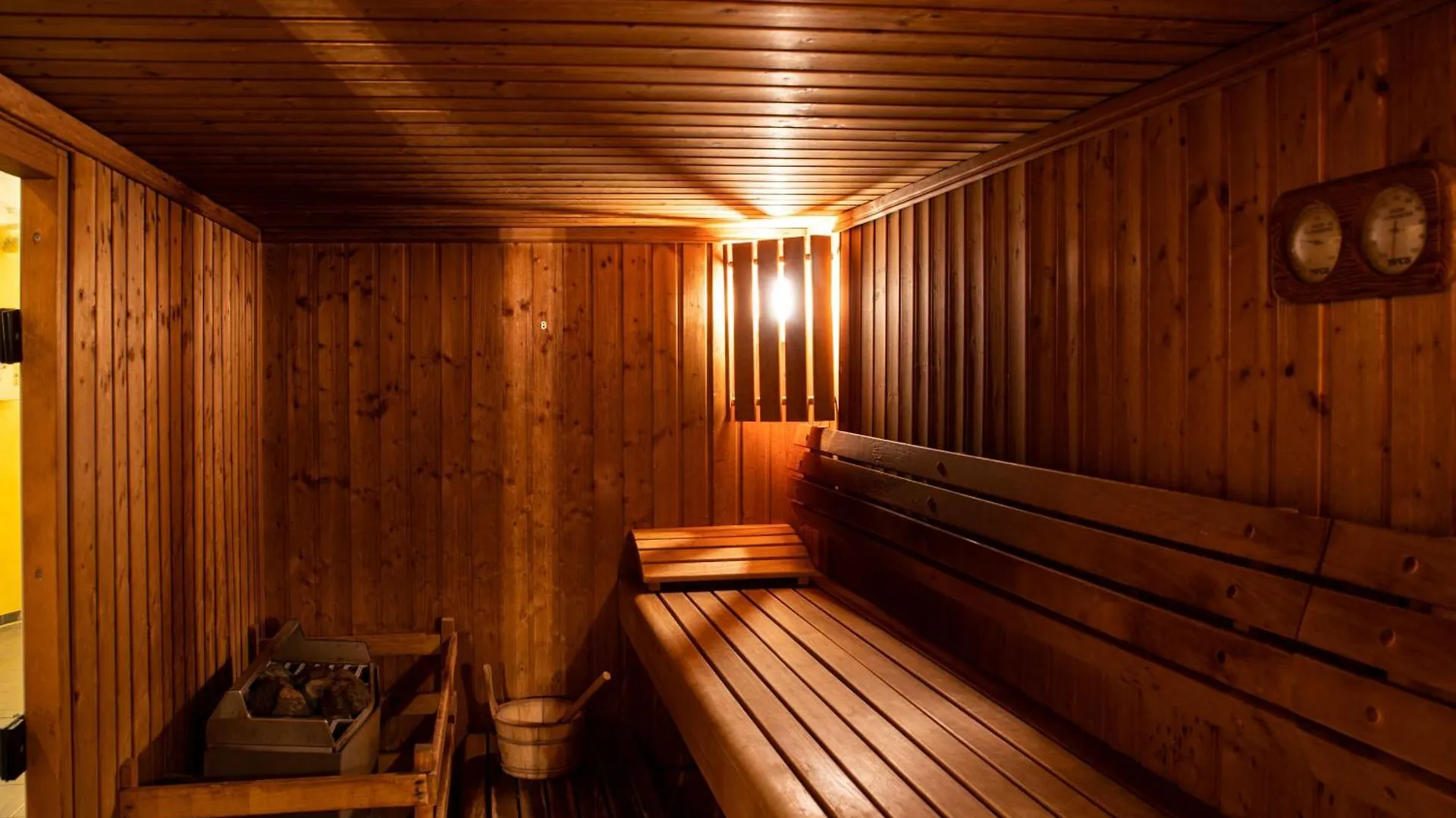 Hotel-Restaurant Thomsen 델멘호르스트 3*,