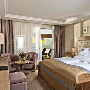 maximilian-quellness-und-golfhotel.com-bavaria.com/